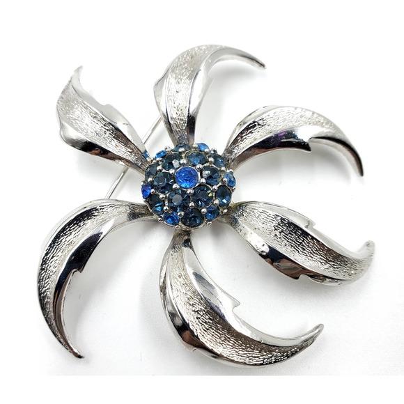 Vintage Marcel Boucher Blue Crystal Starburst Floral Brooch & Earrings Set 1950s - Picture 5 of 12